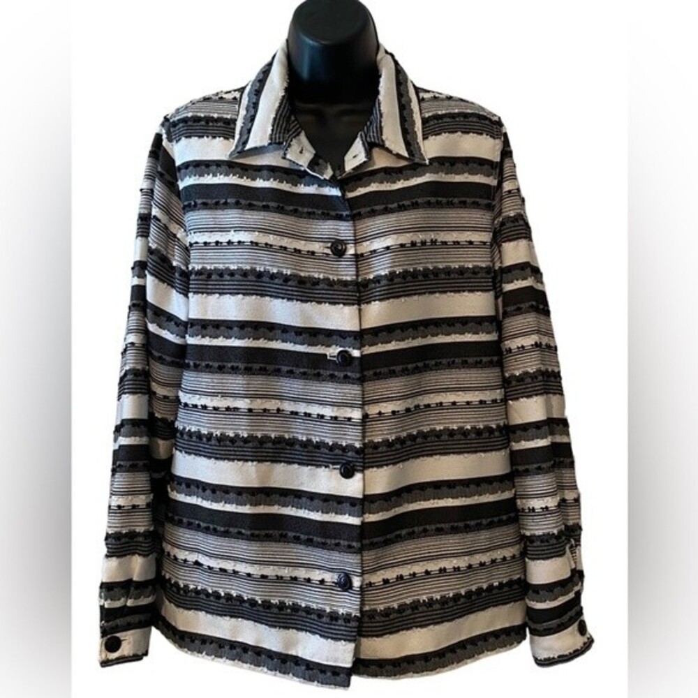 Alfred Dunner size 10 lightweight button up shirt / jacket stripe raised accents